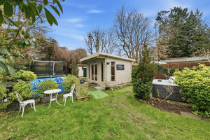 Photo 30- click for photo gallery